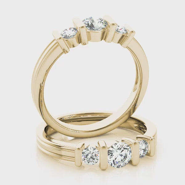Engagement Rings 3 Stone Round - TN82567