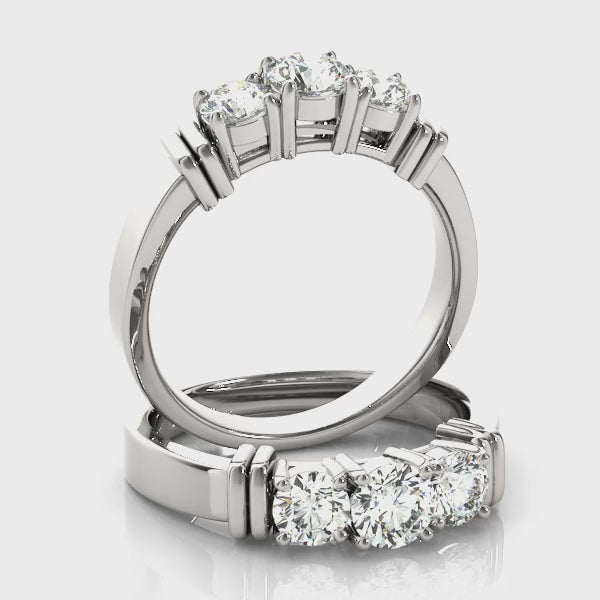 Engagement Rings 3 Stone Round - TN82577