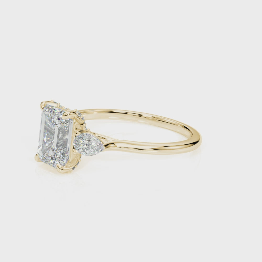 Engagement Ring Emerald Cut Center - TN85279