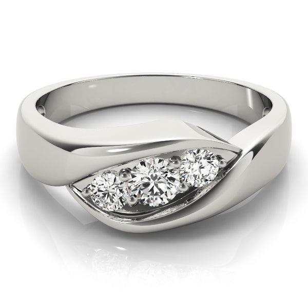 Engagement Rings 3 Stone Round - TN82741