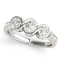 Engagement Rings 3 Stone Round - TN82757