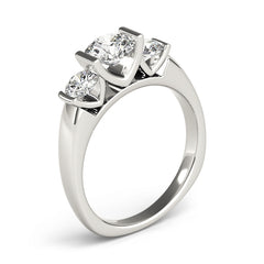 Engagement Rings 3 Stone Round - TN82759