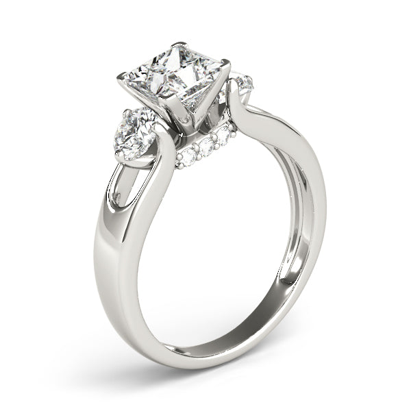 Engagement Rings 3 Stone Round - TN84597