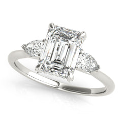 Engagement Ring Emerald Cut Center - TN85279